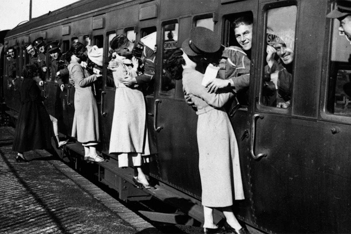 Fotos: los 10 besos más icónicos de la II Guerra Mundial