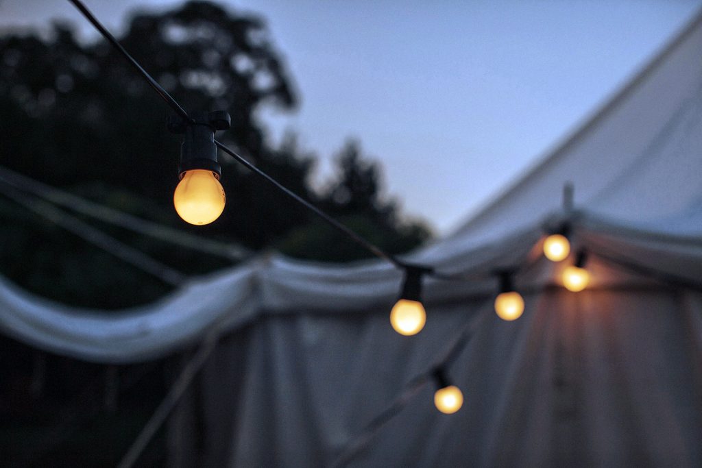 Luces para bodas: 5 maneras de tener un ambiente romántico