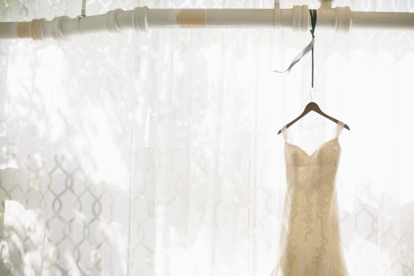 Así debes cuidar tu vestido antes de la boda Así debes cuidar tu vestido antes de la boda