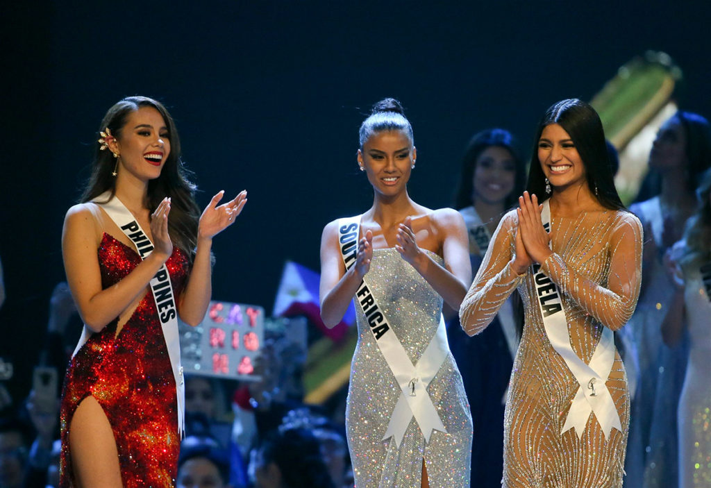 Todos los detalles y looks de Miss Universo 2018