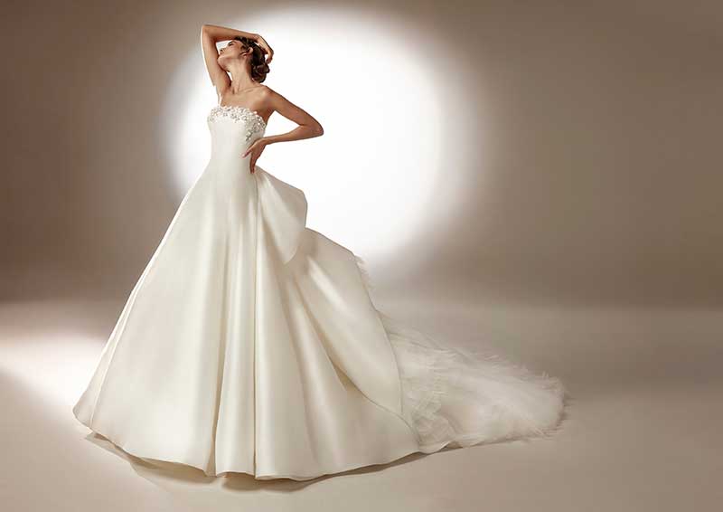 Coleccion Atelier Pronovias 21 En Exclusiva Nupcias Magazine