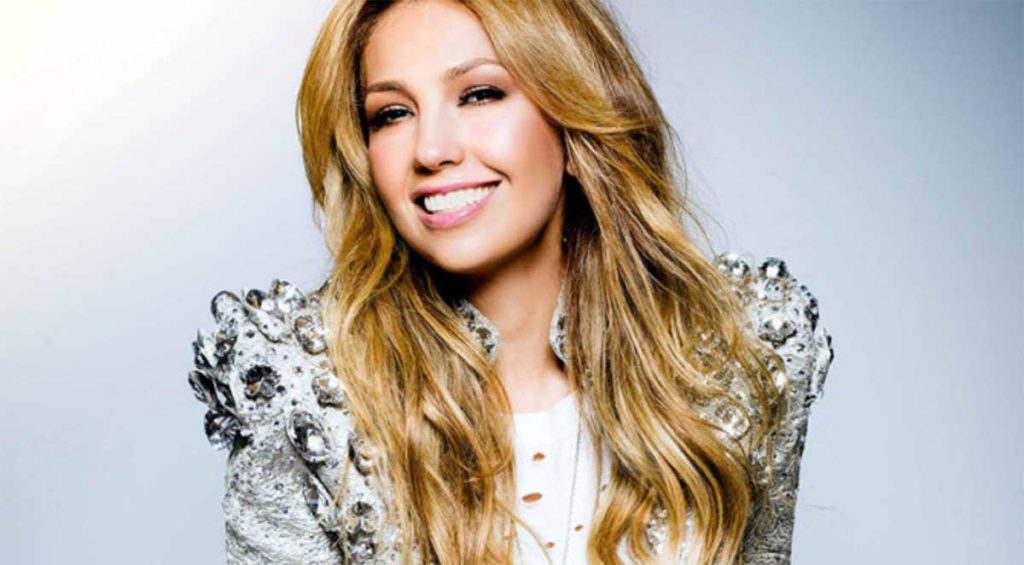 Thalia arremete contra AMLO