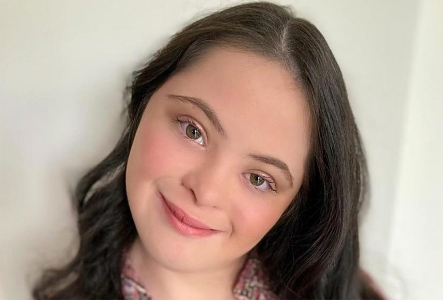 Modelo con síndrome de Down protagoniza campaña de Gucci