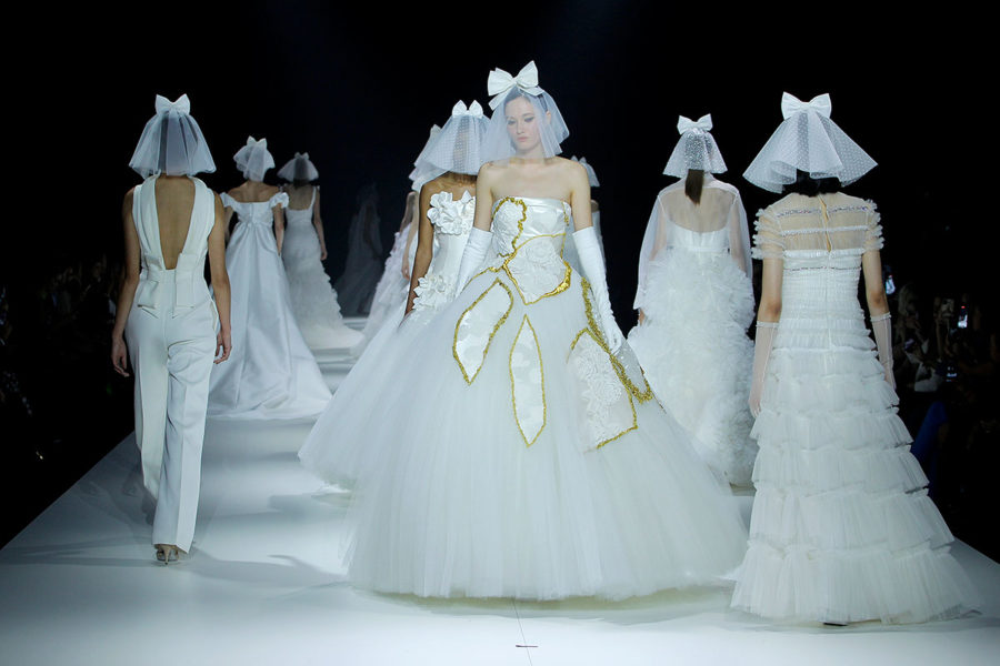 Viktor & Rolf Mariage protagonizó la Bridal Night del BBFW 2022