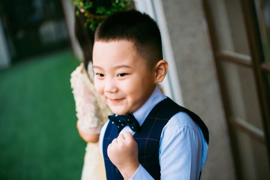 Trajes de vestir para niños ideales para boda