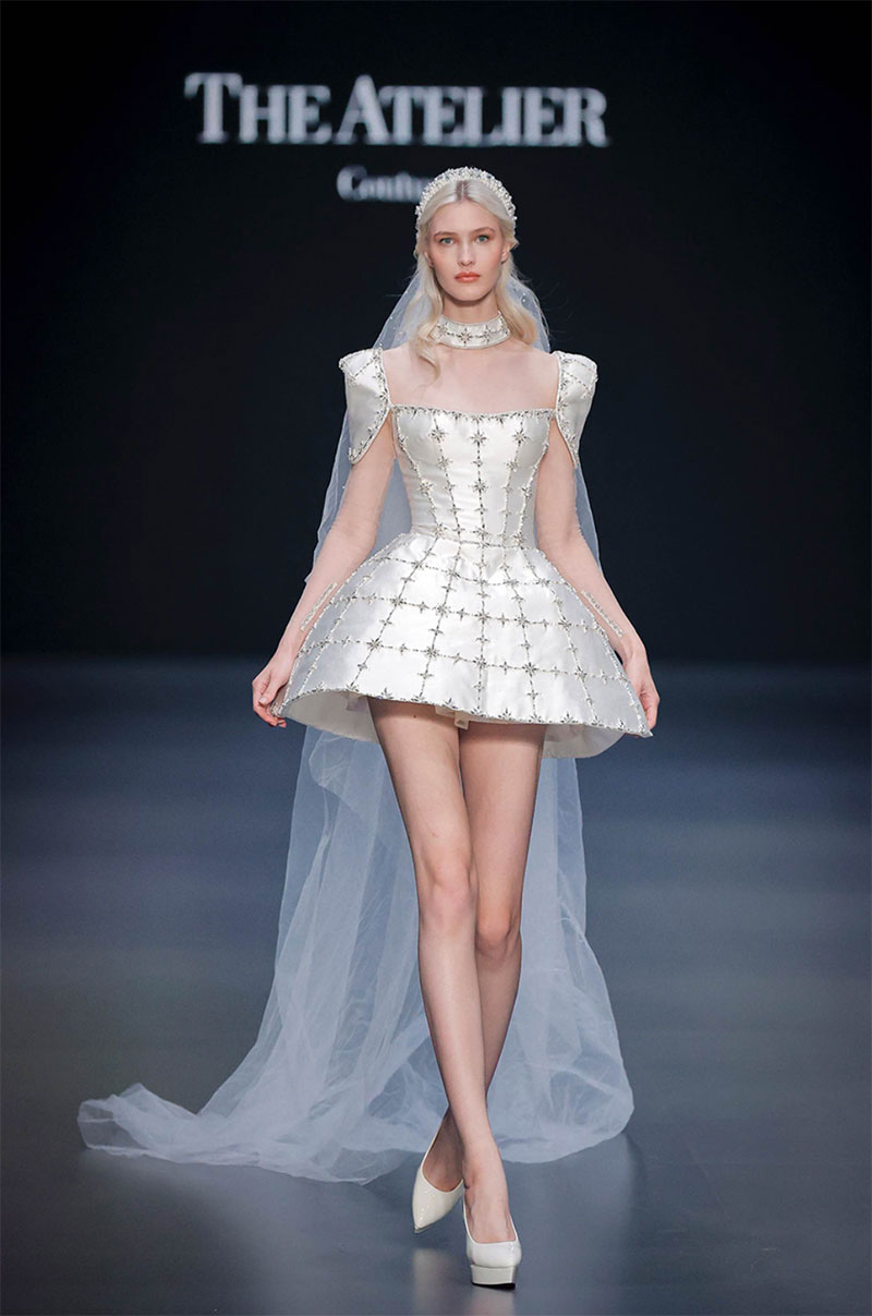 vestido de novia corto de The Atelier