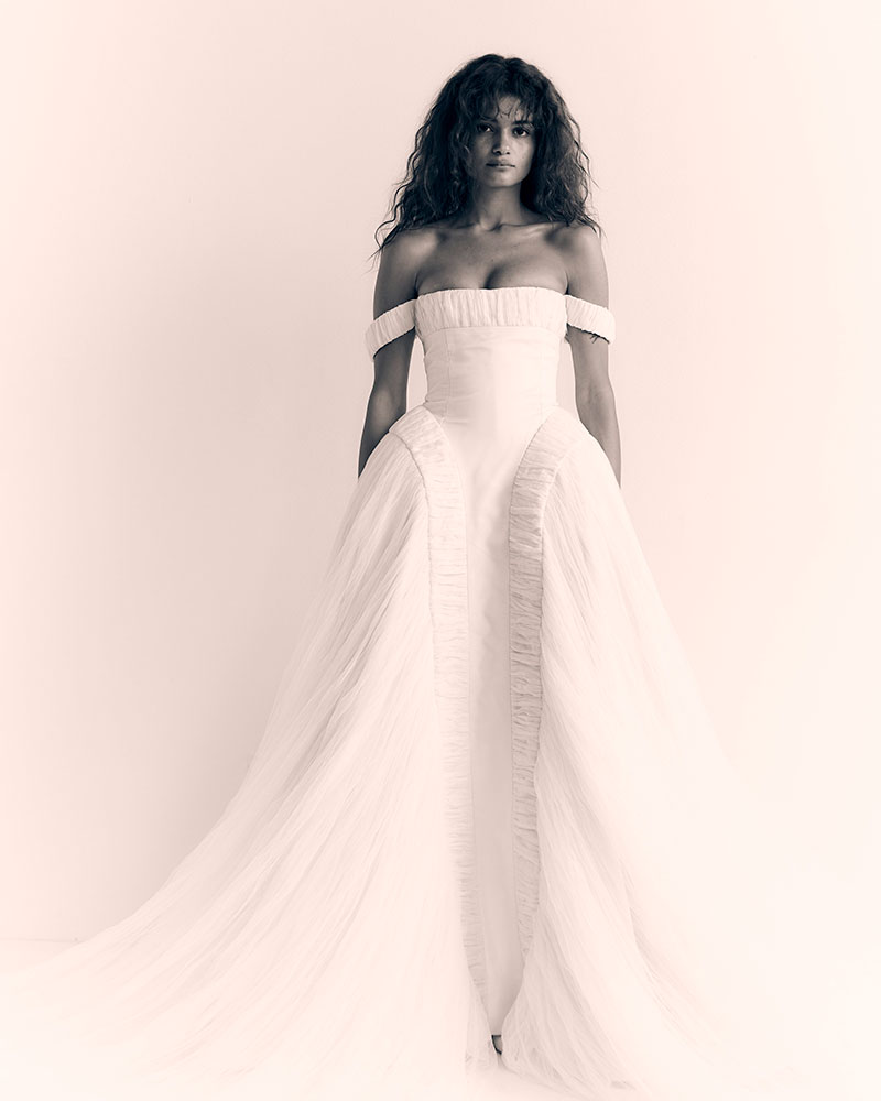 Vestidos de novia Cinq Collection IV: siluetas vintage con detalles modernos
