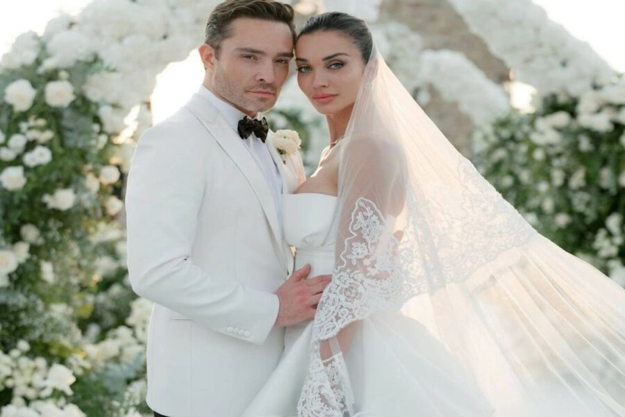 Ed Westwick, Chuck Bass en Gossip Girl, tuvo una boda de ensueño con Amy Jackson