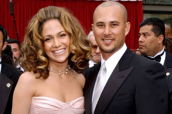 Los seis anillos de compromiso de Jennifer Lopez que cuentan su vida amorosa