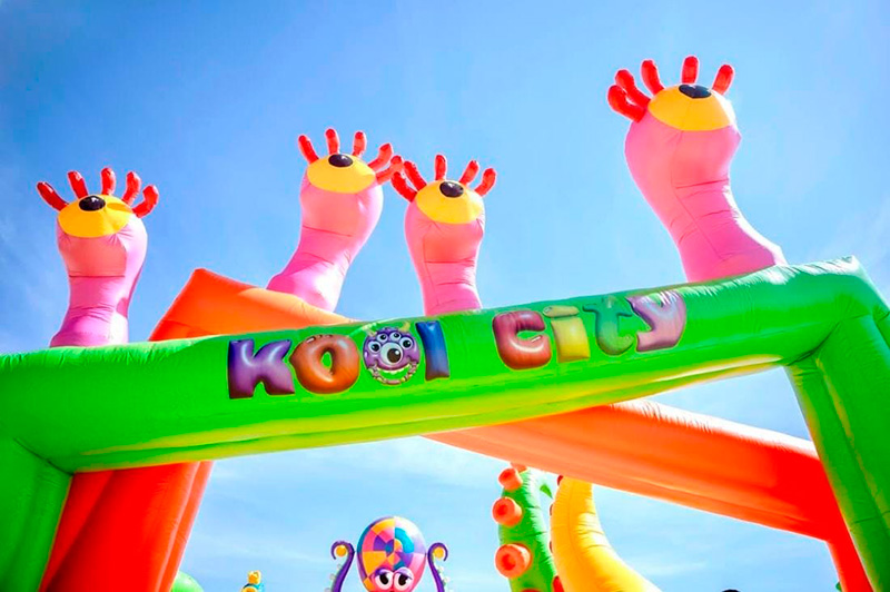 ciudad inflable más grande del mundo