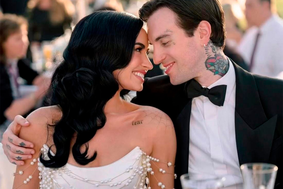 Demi Lovato se casa con Jordan Lutes: ella lució un Vivienne Westwood durante su boda