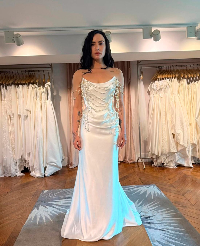 Lovato 2 wedding dress