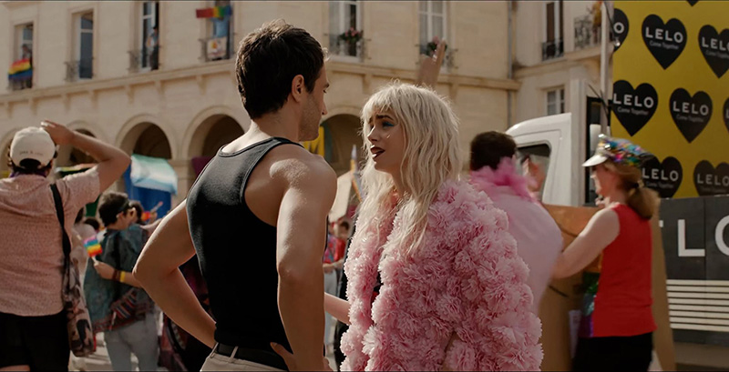 emily in paris y lelo pride paris