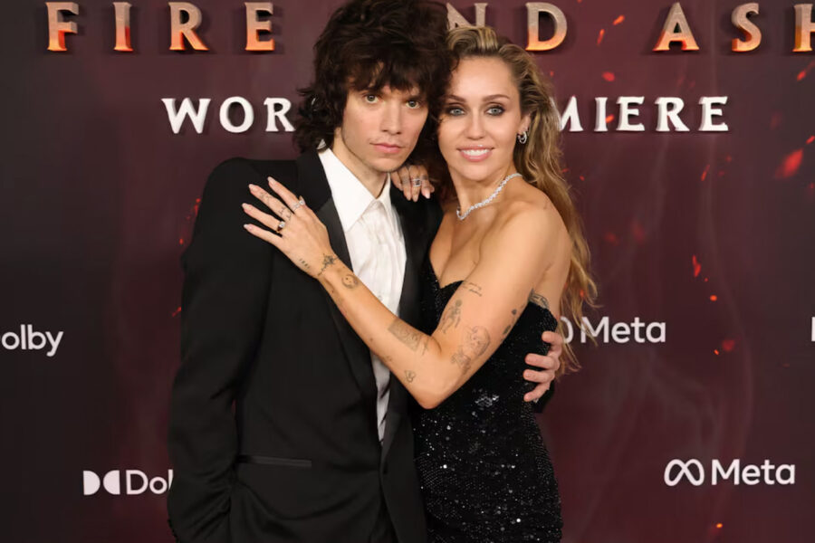 Miley Cyrus se compromete con Maxx Morando, así es el anillo de compromiso y su historia de amor