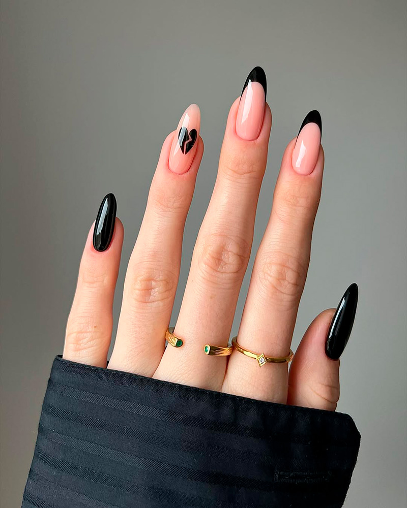 black french nails art valentines