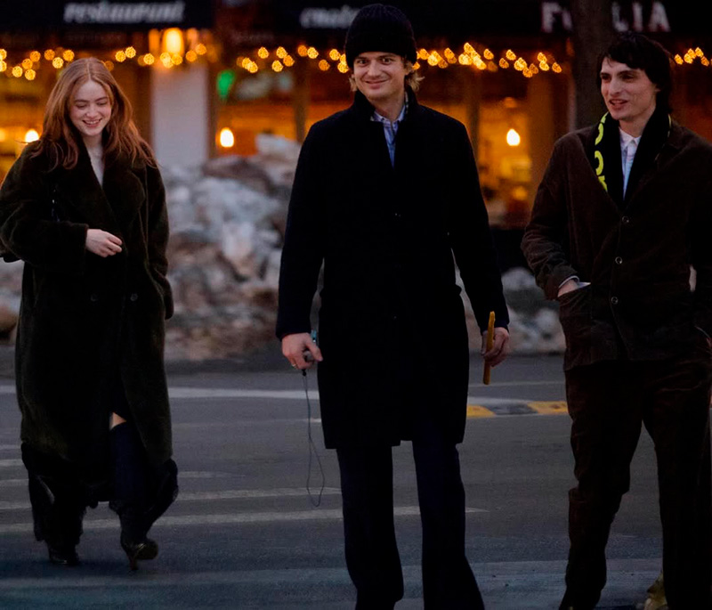 cast stranger things wedding