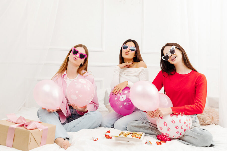 Qué es el Galentine’s Day y cómo celebrarlo